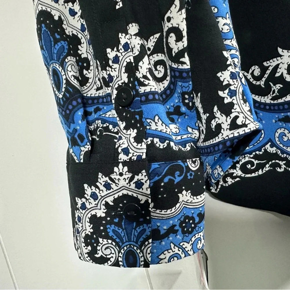 Apt 9 women’s placed print button front shirt long sleeve v-neck casual top - Picture 5 of 9